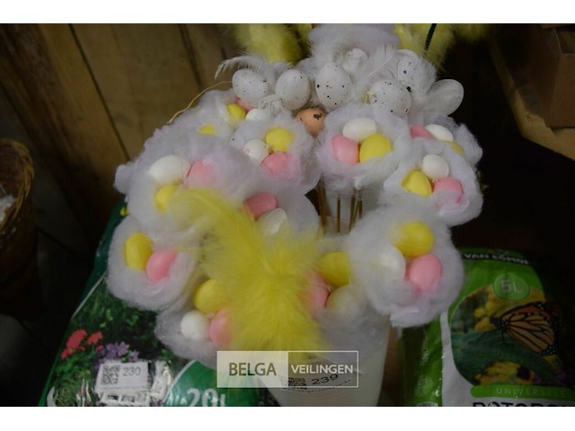 Vaas met decoratie - afbeelding 2 van  2