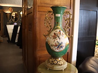 Vaas op voet - afbeelding 1 van  5