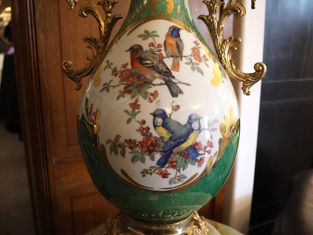 Vaas op voet - afbeelding 2 van  5