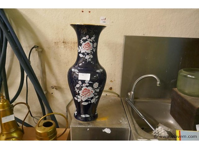 Vaas - afbeelding 1 van  1