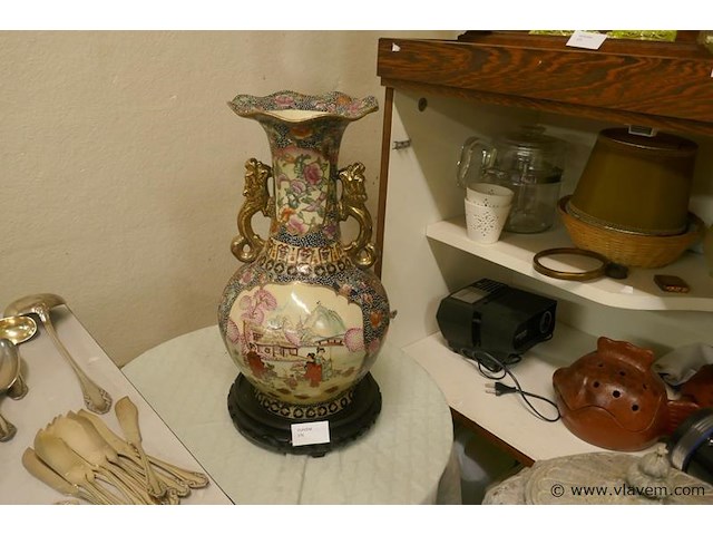 Vaas - afbeelding 1 van  1