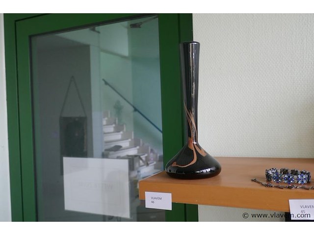 Vaas - afbeelding 1 van  1