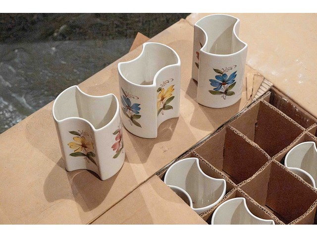 Vaasjes - afbeelding 3 van  3