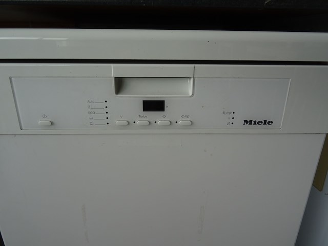 Vaatwasmachine miele - afbeelding 2 van  3