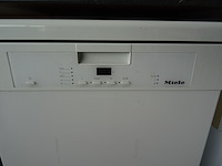 Vaatwasmachine miele - afbeelding 2 van  3