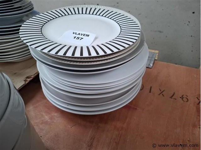 Vaatwerk - afbeelding 1 van  1