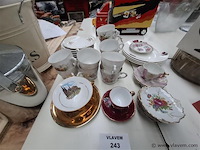 Vaatwerk - afbeelding 1 van  6