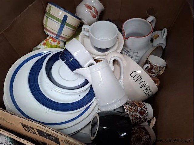 Vaatwerk - afbeelding 2 van  3