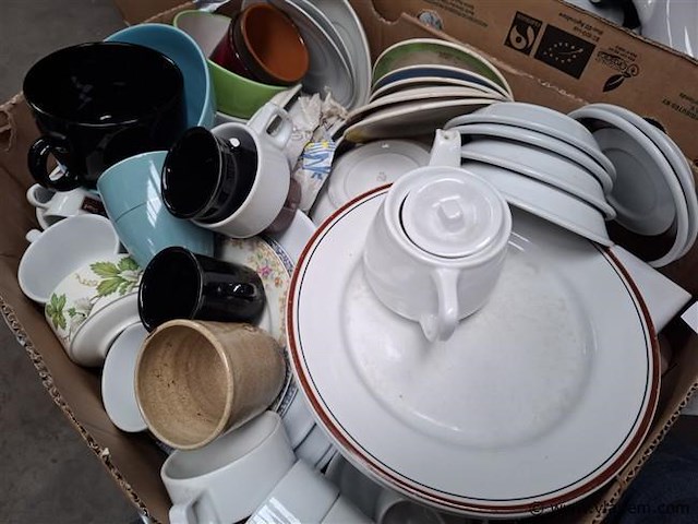 Vaatwerk - afbeelding 3 van  3