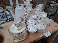 Vaatwerk - afbeelding 1 van  3