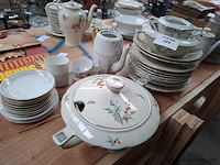 Vaatwerk - afbeelding 1 van  4