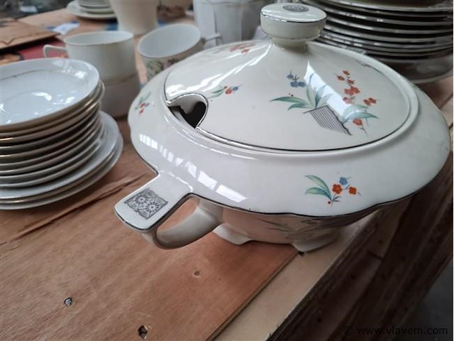 Vaatwerk - afbeelding 3 van  4