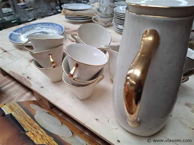 Vaatwerk - afbeelding 2 van  3