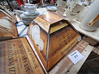 Vaatwerk - afbeelding 1 van  1