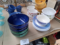 Vaatwerk - afbeelding 1 van  2