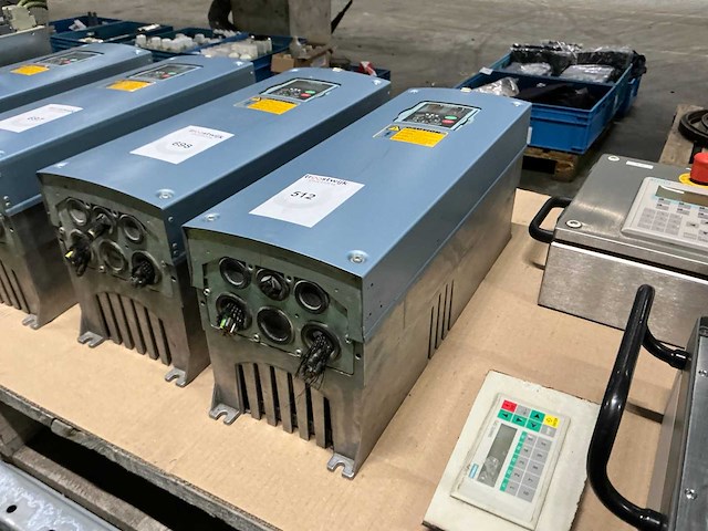 Vacon frequentieregelaar - afbeelding 2 van  3