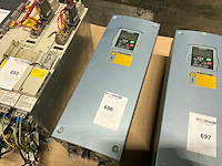 Vacon frequentieregelaar - afbeelding 1 van  4