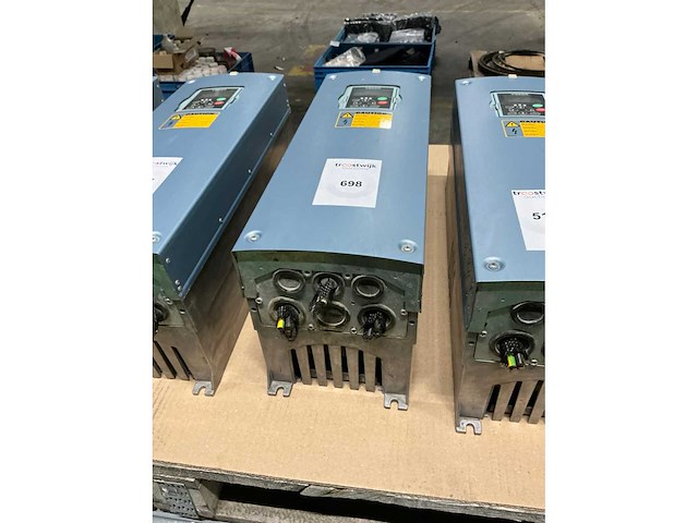 Vacon frequentieregelaar - afbeelding 2 van  3