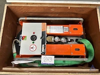 Vacuümheffer viavac gr2-250, hefcapaciteit 250 kg, eigen gewicht 60 kg, bouwjaar 2018