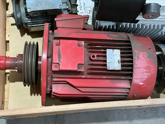 Vacuümpomp en elektromotoren - afbeelding 4 van  17