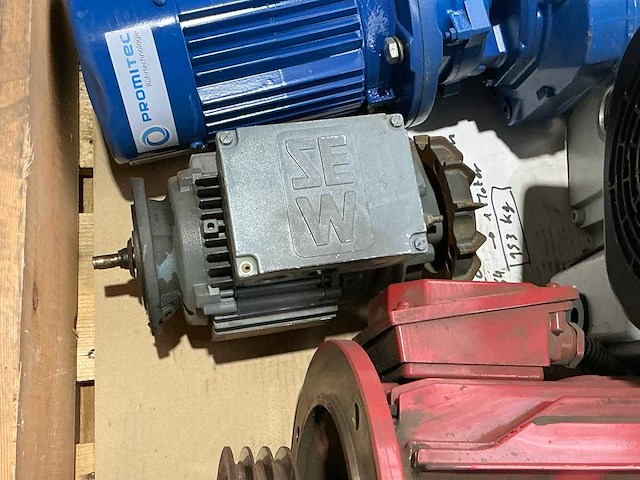 Vacuümpomp en elektromotoren - afbeelding 5 van  17