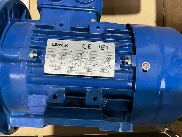 Vacuümpomp en elektromotoren - afbeelding 9 van  17