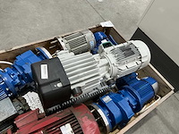Vacuümpomp en elektromotoren - afbeelding 12 van  17