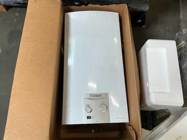 Vaillant atmomag 14 gx gasdoorstromer - afbeelding 1 van  4