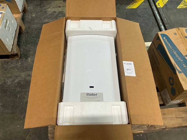 Vaillant atomag 11-0/0 xz h gasgestookte doorstroomwaterverwarmer - afbeelding 2 van  5