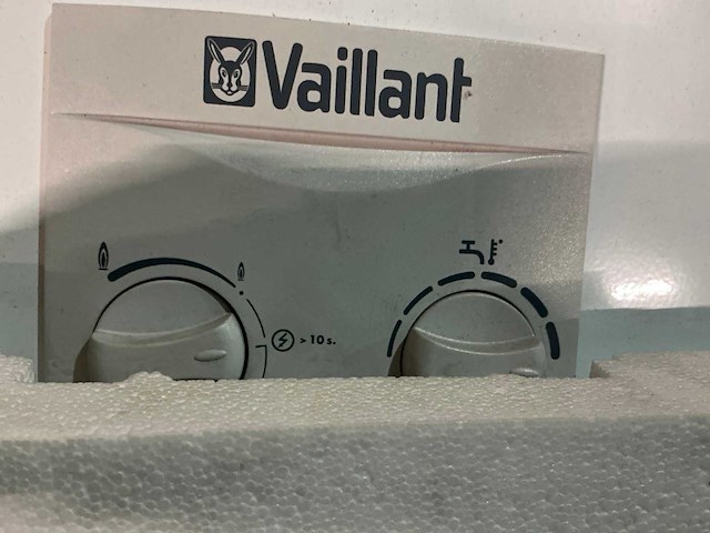 Vaillant atomag 11-0/0 xz h gasgestookte doorstroomwaterverwarmer - afbeelding 3 van  5