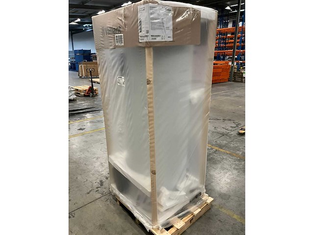Vaillant unistor vih rw 300/3 br indirect gestookte warmwaterboiler - afbeelding 2 van  3
