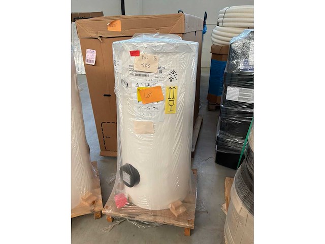 Vaillant unistore vih rw 200 warmwaterboiler voor combi warmtepompen - afbeelding 2 van  2