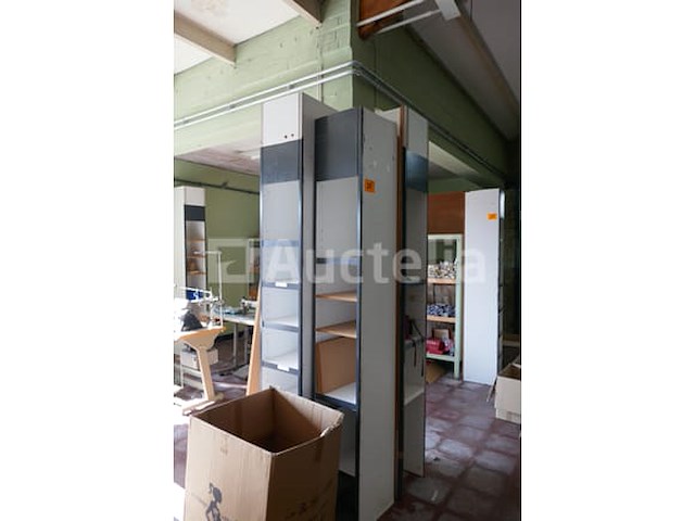 Vakkenkasten en tafels - afbeelding 7 van  9