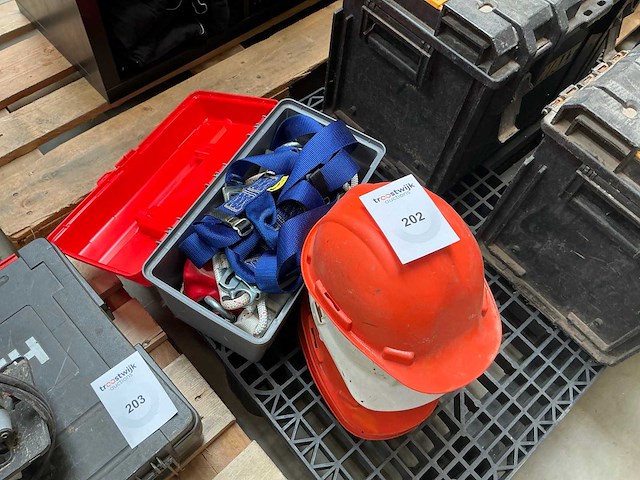 Valbeveiligingsmateriaal - afbeelding 1 van  4