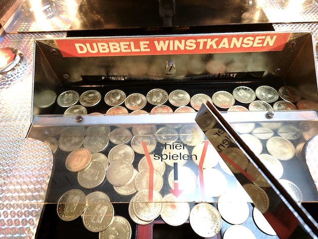 Valco - motors - coin pusher - afbeelding 2 van  9