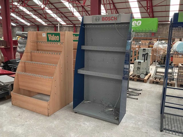 Valeo- bosch presentatie rek diverse modellen (6x) - afbeelding 1 van  3