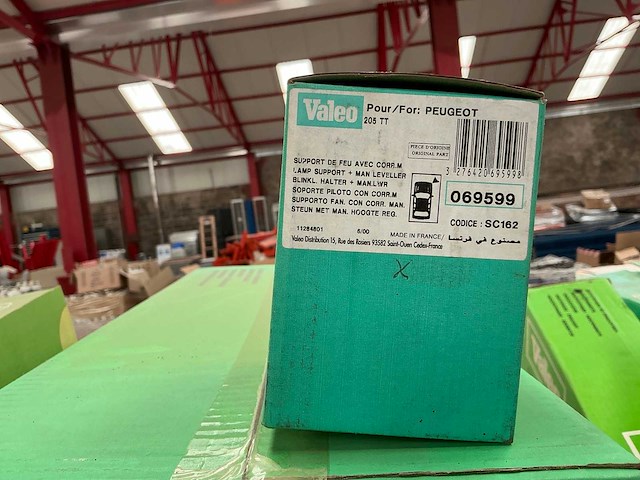 Valeo grote partij diverse autoverlichting - afbeelding 14 van  17