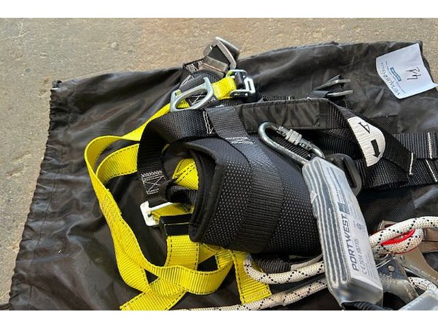 Valharnas + lijn portwest - afbeelding 2 van  7