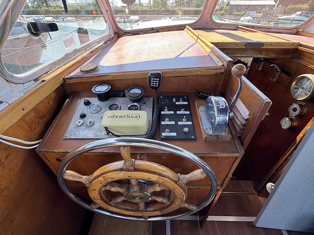 Valk kruiser 950 sport stalen motorjacht (mercedes) - 9,5m - afbeelding 13 van  57
