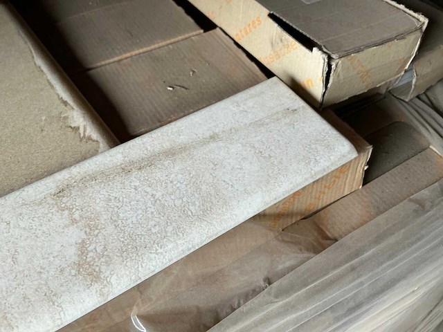 Vall d’alba km 4 plint (ca. 600x) - afbeelding 3 van  5