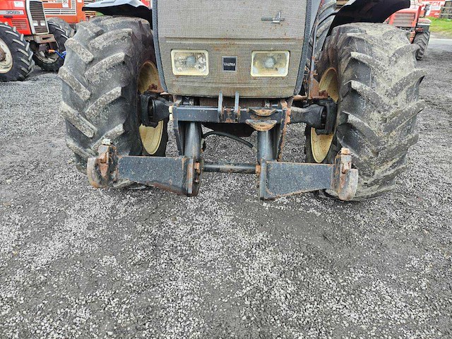 Valmet - 8150 - 4-wheel drive tractor - 1998 - afbeelding 13 van  19