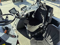 Valtra t254 versu vierwielaangedreven landbouwtractor - afbeelding 2 van  22