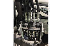 Valtra t254 versu vierwielaangedreven landbouwtractor - afbeelding 5 van  22