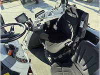 Valtra t254 versu vierwielaangedreven landbouwtractor - afbeelding 18 van  22