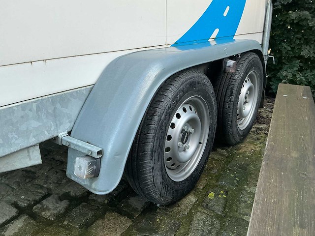 Van branteghem mobiele vrieswagen aanhangwagen - afbeelding 4 van  8