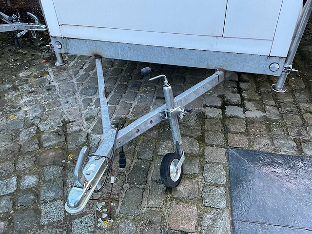 Van branteghem mobiele vrieswagen aanhangwagen - afbeelding 7 van  8