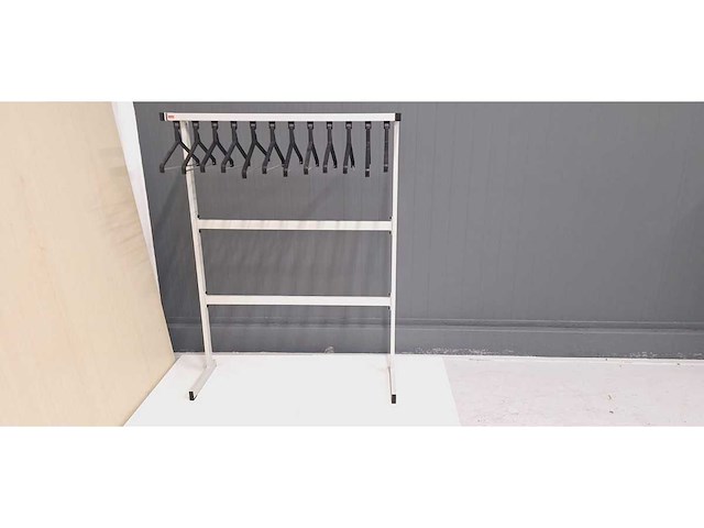 Van esch - garderobe kapstok - afbeelding 1 van  5