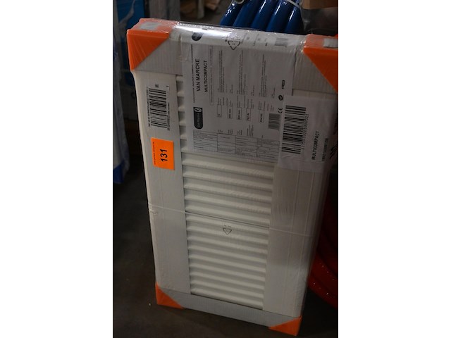 Van marcke multicompact radiator - afbeelding 1 van  2