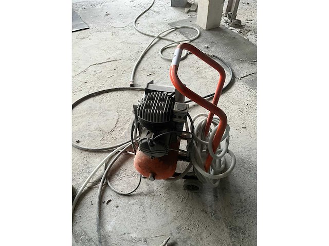 Van voorden luchtcompressor - afbeelding 3 van  6