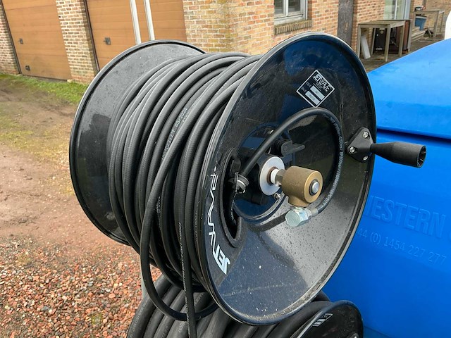 Vandaele - osmose hogedruk aanhangwagen + drone dji matrice 350 rtk - afbeelding 9 van  49